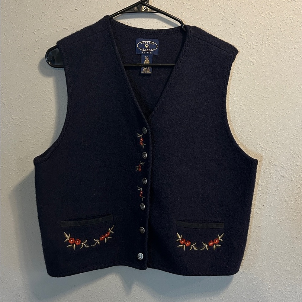 Vintage Chelsea Cambell Navy 100%‎ Wool Sweater Vest Embroidered Floral